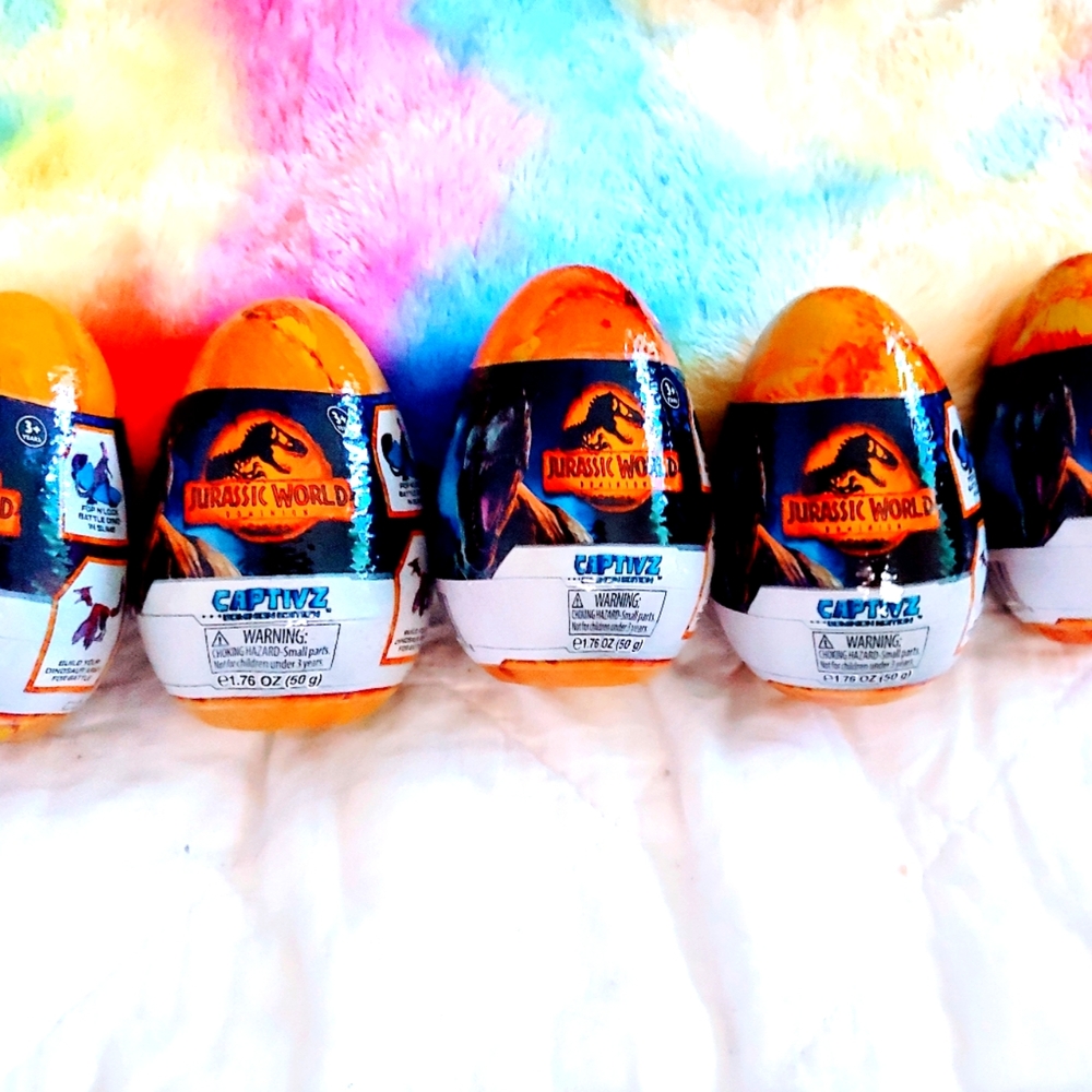 5 Captivz Jurassic World Surprise Slime/Dinosaur Eggs 1.76 ounce Each